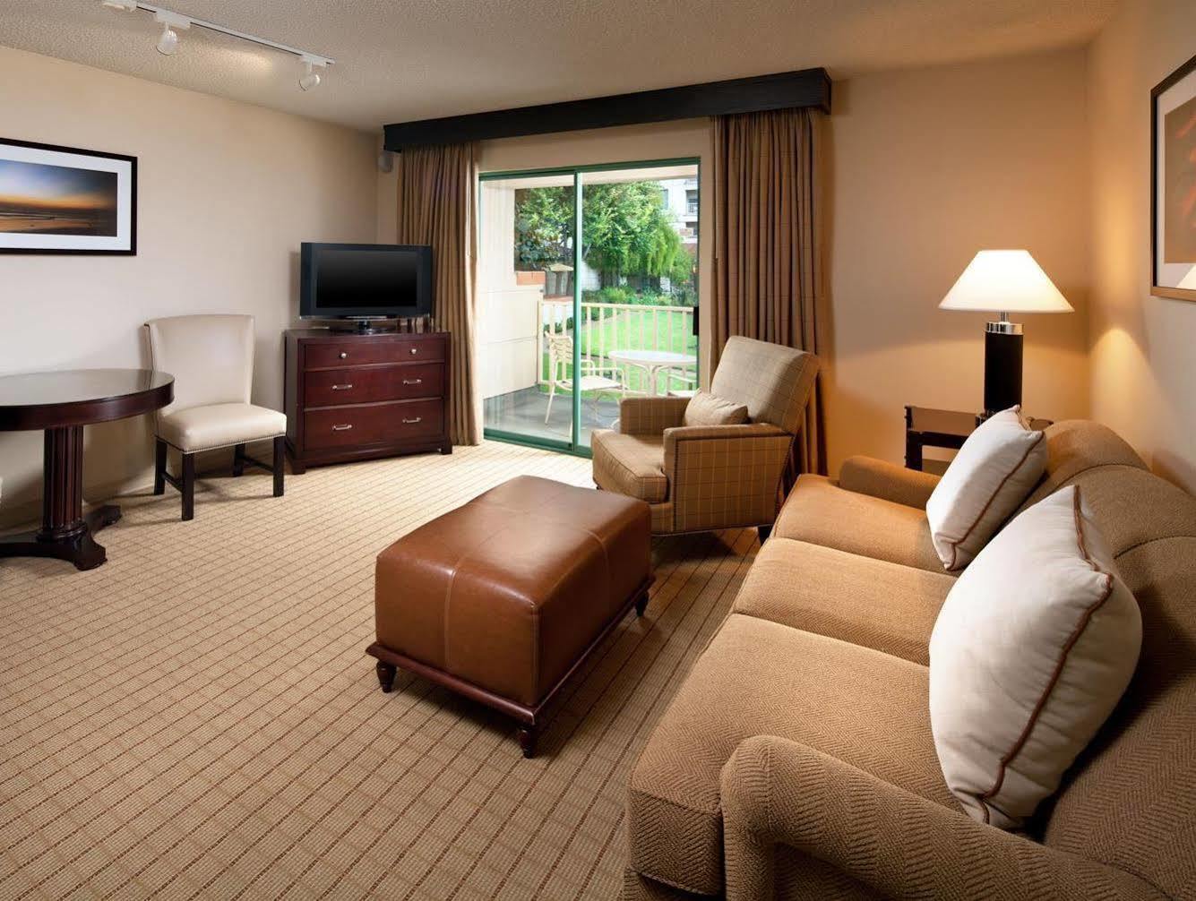 Sheraton San Jose Милпитас Экстерьер фото